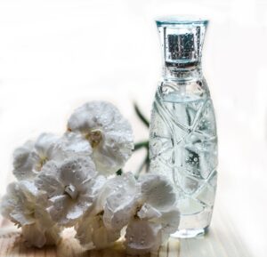 Perfumy które podobają się kobietom. Perfumy dla dziewczyn – jak wybrać? Jaki perfum dla dziewczyny